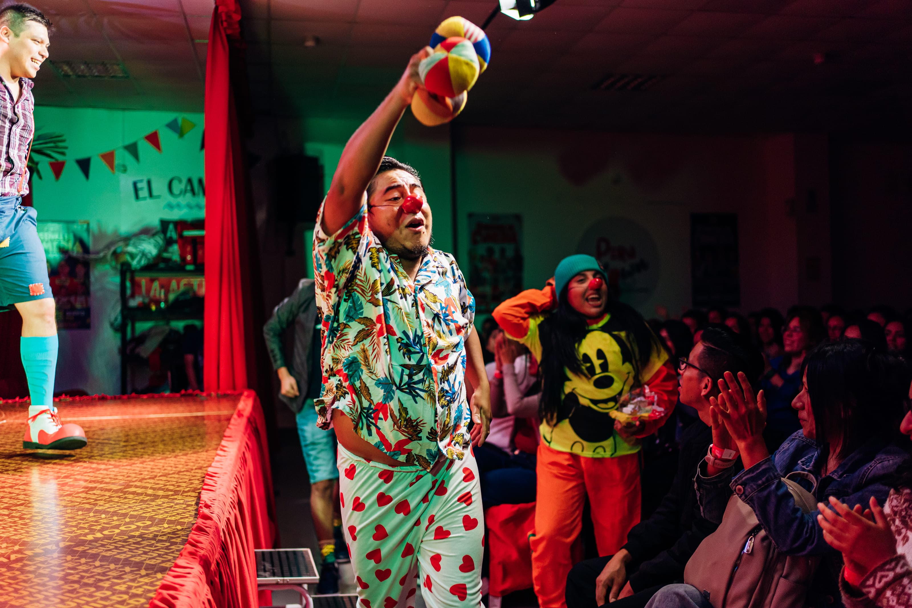 Show Peruclown Teatro