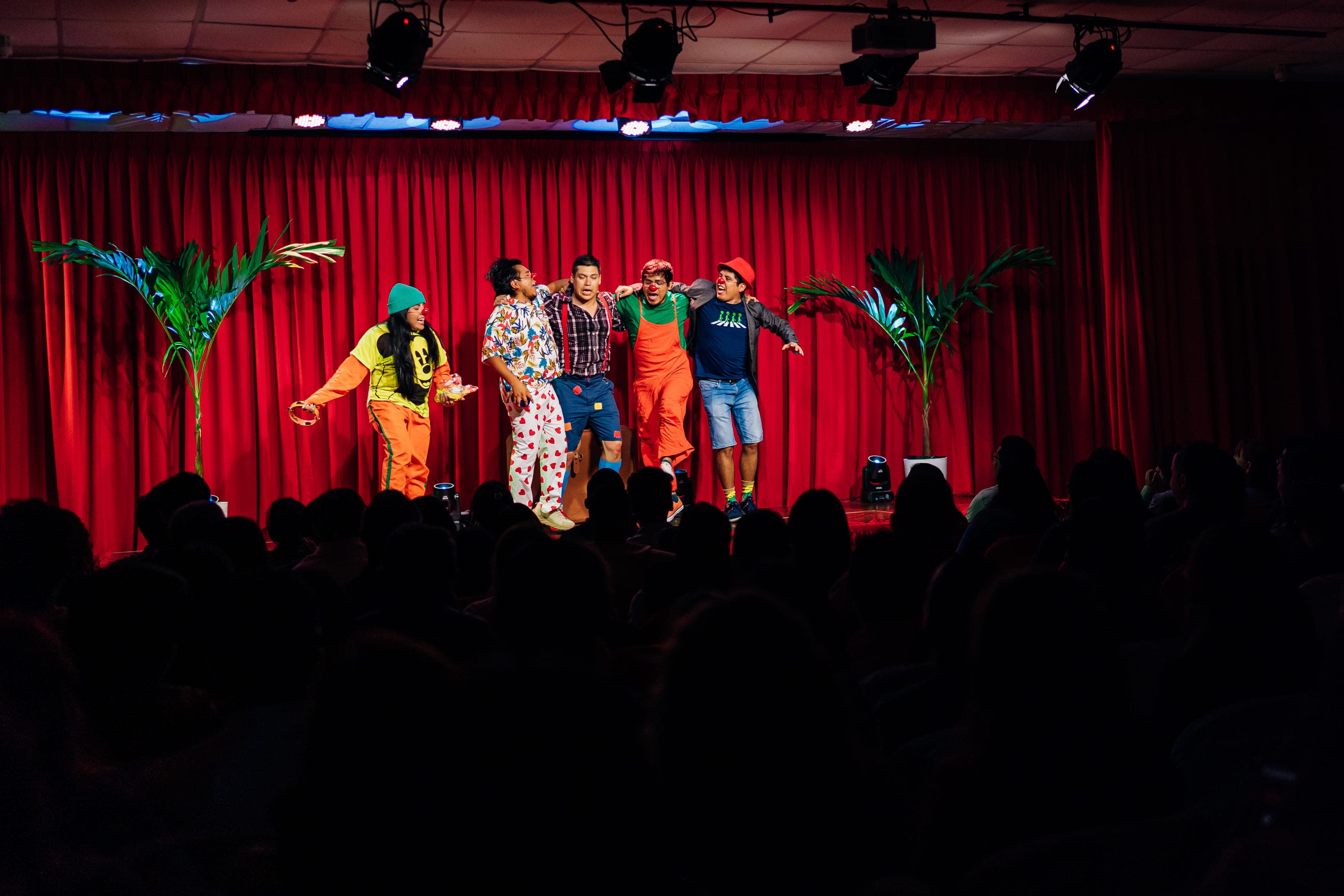 Show Peruclown Teatro